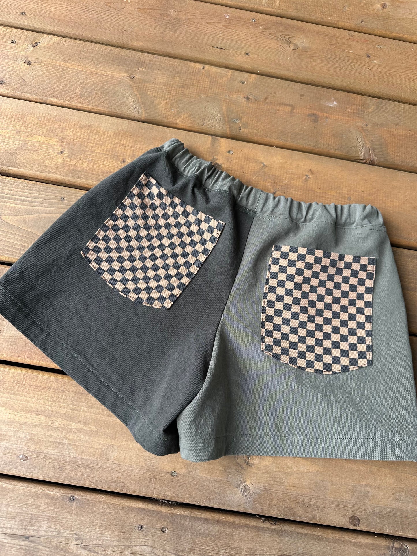 Cedar Short - mixed textiles
