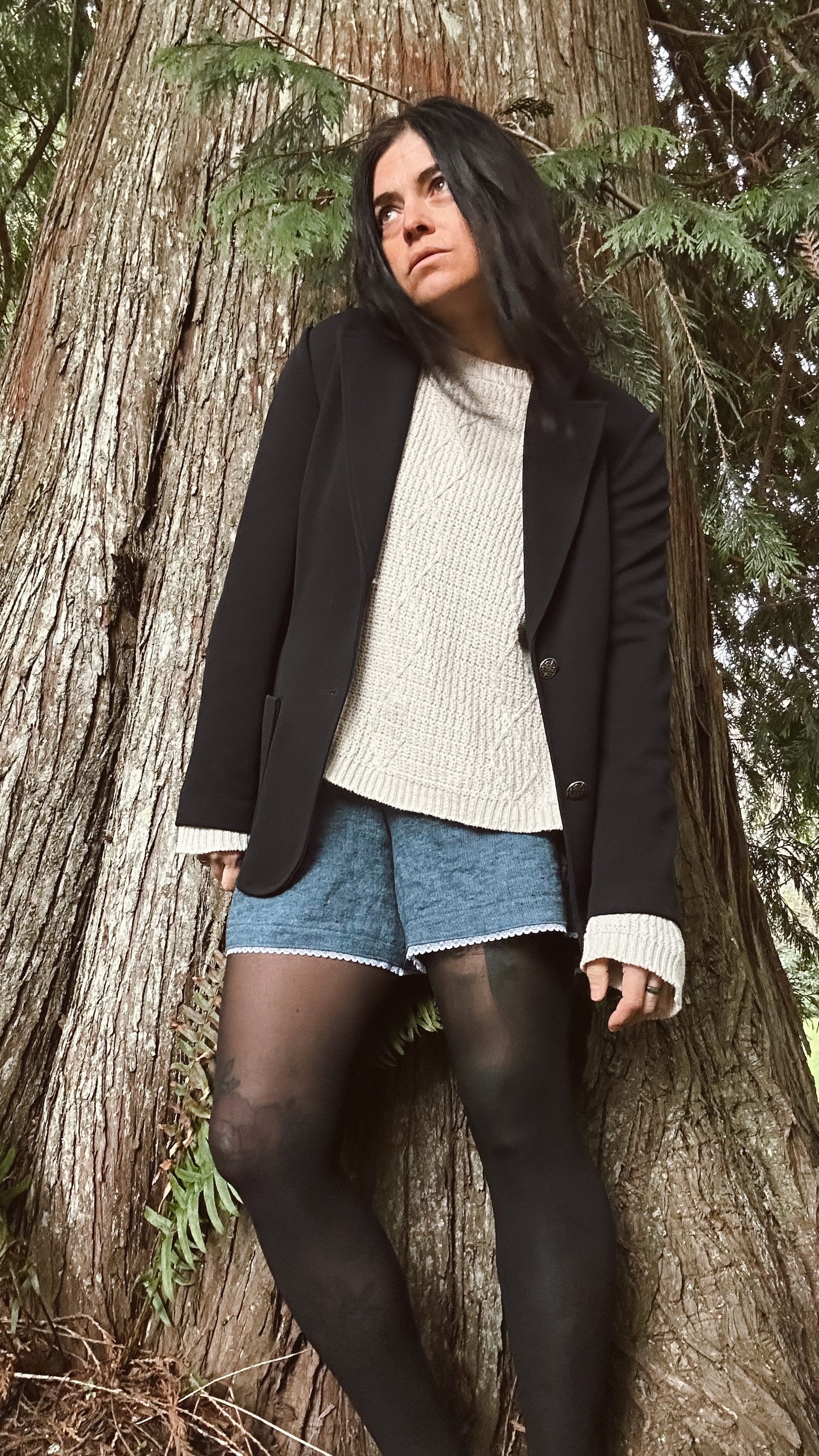 * Cedar Short - Linen